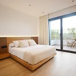 Laredo *** 3*