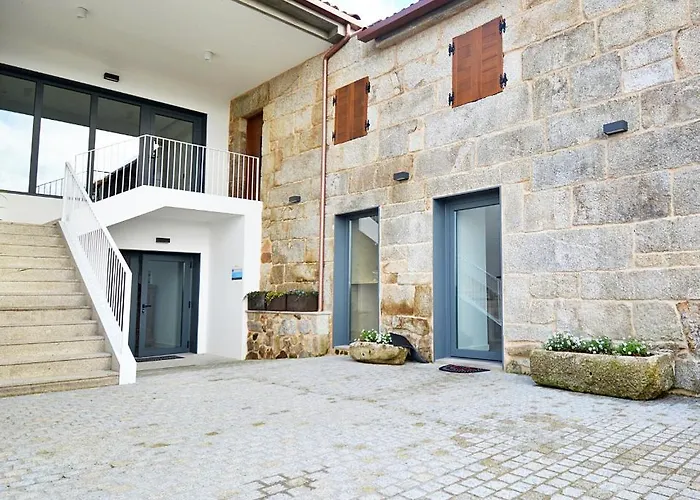 Laredo *** Konukevi A Armenteira